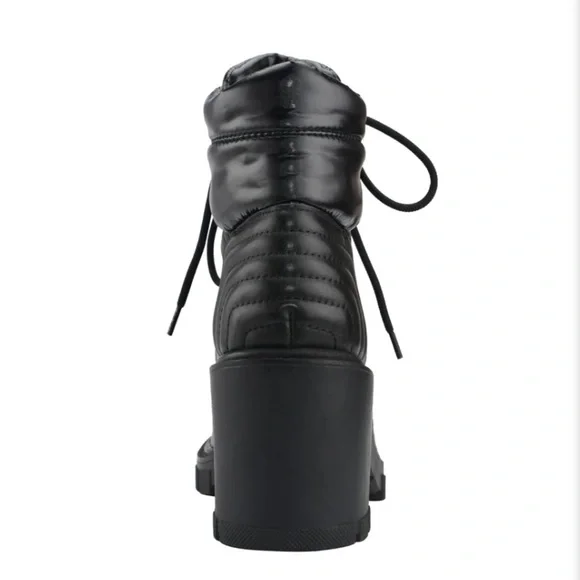 Marc Fisher Black Combat Lace up Boots NWT Chunky Heel Size 8.5 - Picture 4 of 8